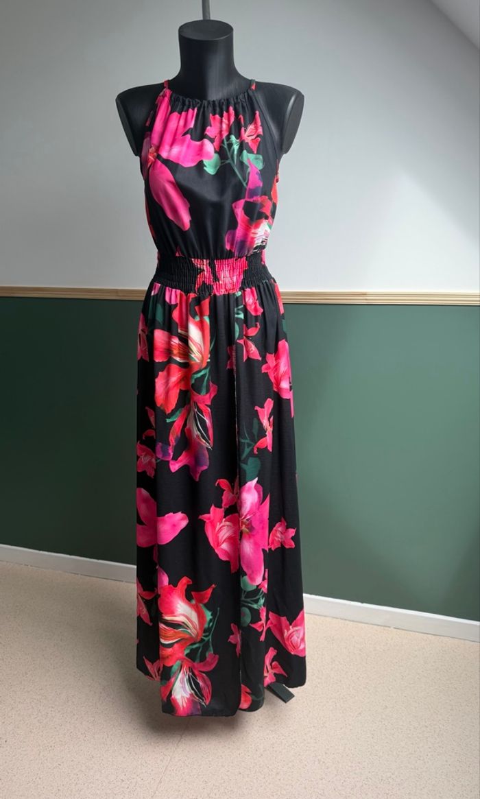 Robe longue imprimés fleurs avec fente avant Carina - photo numéro 2