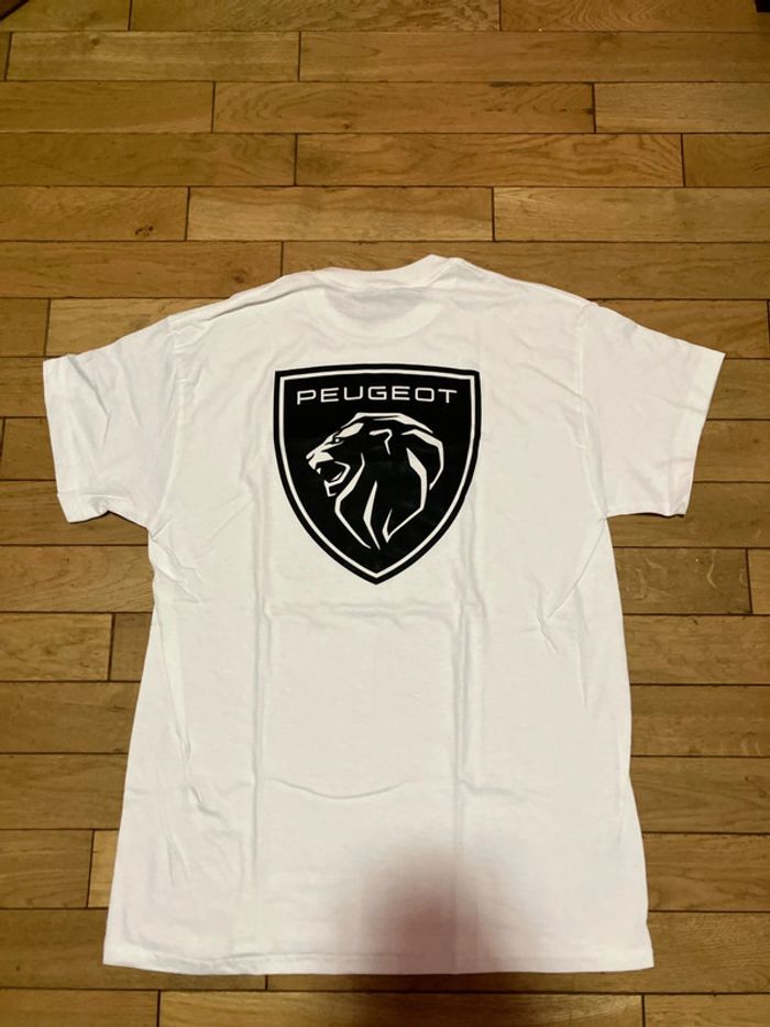 T shirt Peugeot taille M blanc