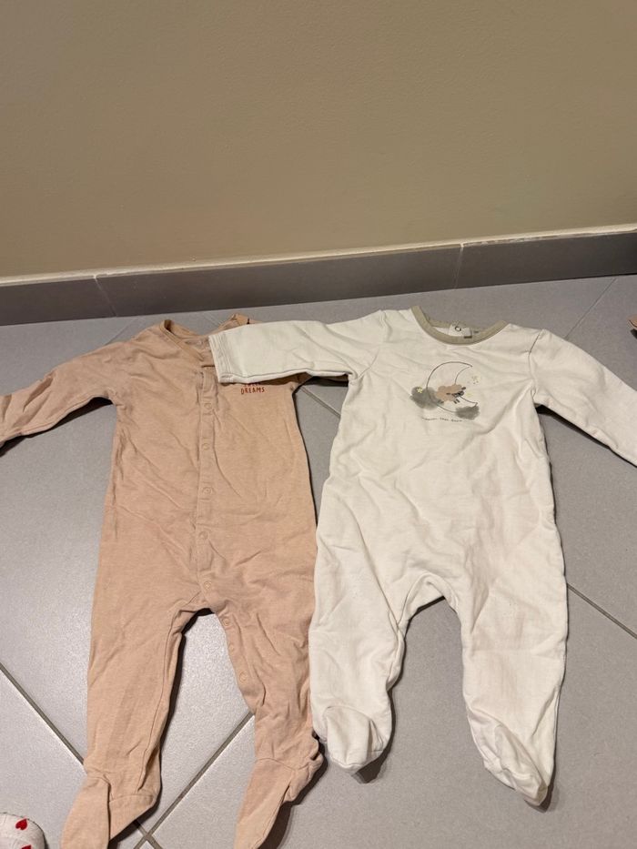 Lot vêtement garçon 12 Mois - photo numéro 7