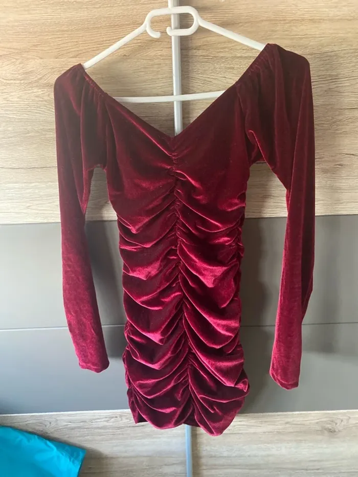 Robe moulante taille S - photo numéro 3