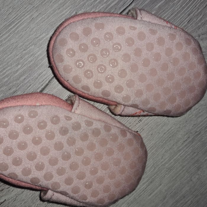 Chaussons winnie tigrou Disney 19-20 - photo numéro 2