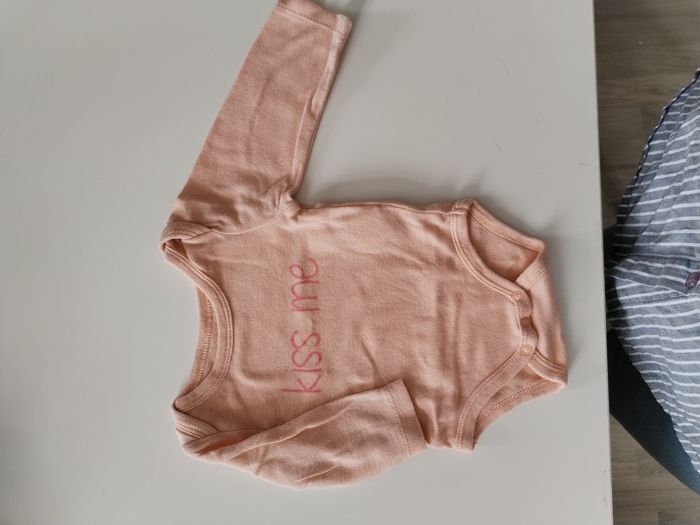 Bodies 1 mois - photo numéro 4