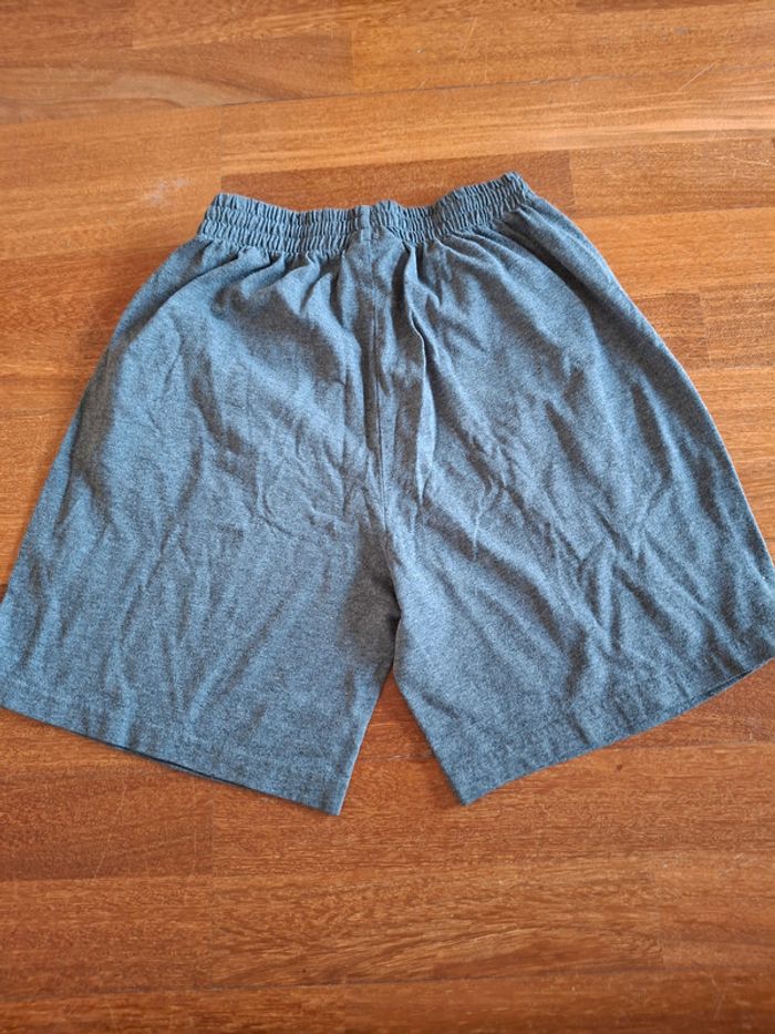 short de sport gris, marque Slazenger, taille S, en très bon état - photo numéro 4