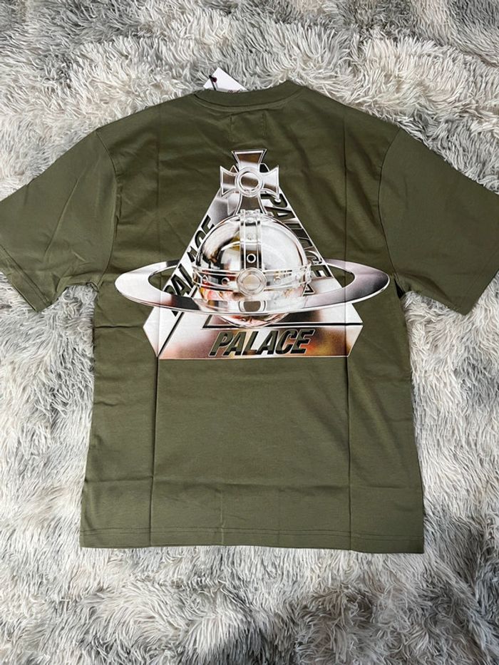T-shirt Palace x Vivienne Westwood olive 🫒 - photo numéro 5