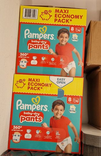 Les couches pampers taille 8