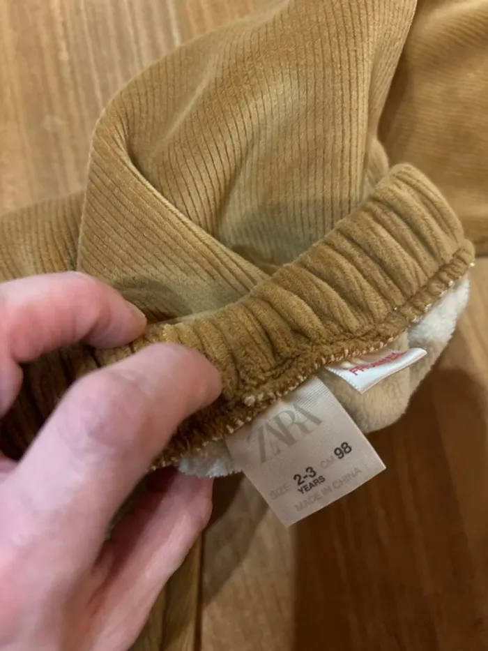 Pull kiabi 36 mois/pantalon velours chaud Zara 2/3 ans - photo numéro 5