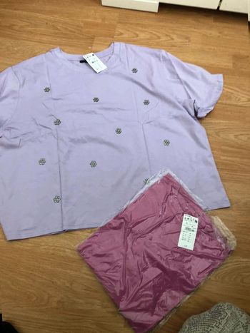 Lot de  deux t shirts