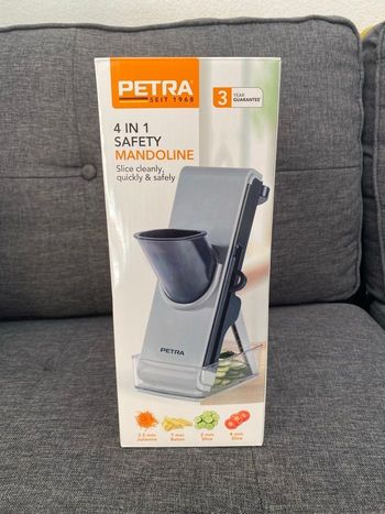 Mandoline 4 en 1 PETRA – comme neuve
