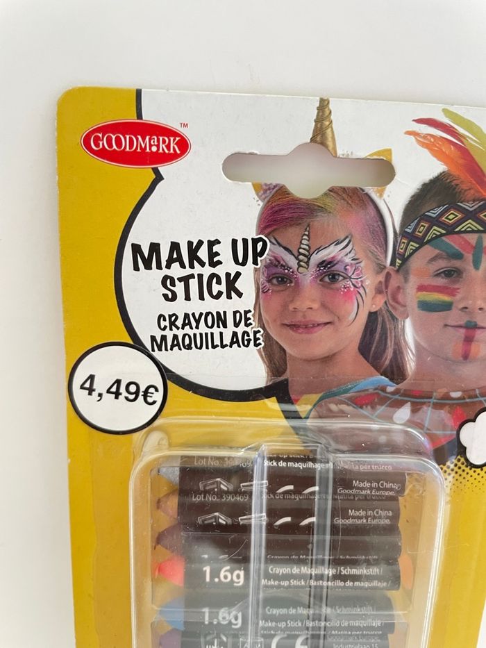 Crayon maquillage - photo numéro 2