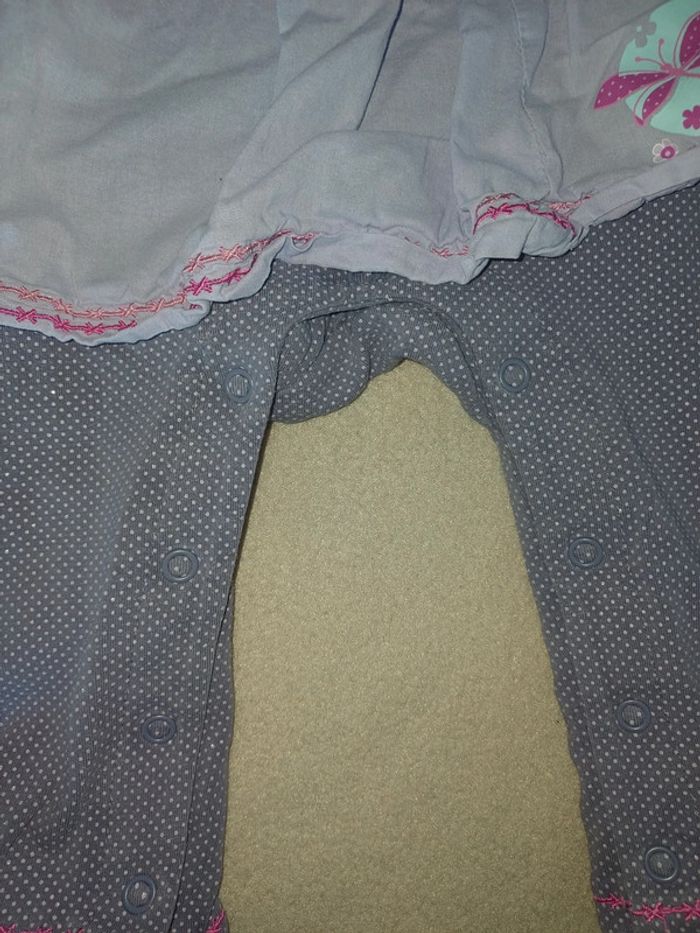 Magnifique combinaison 12 mois fille - photo numéro 3