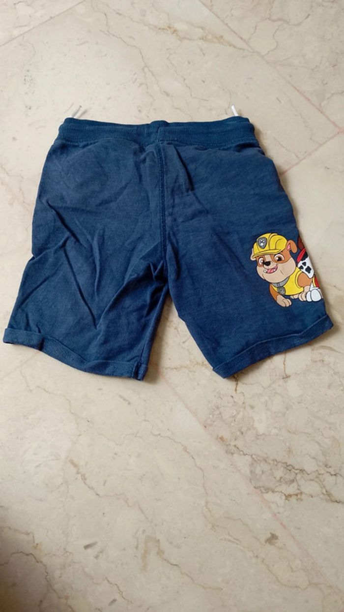 #manu_7896garcon5ans short - photo numéro 2