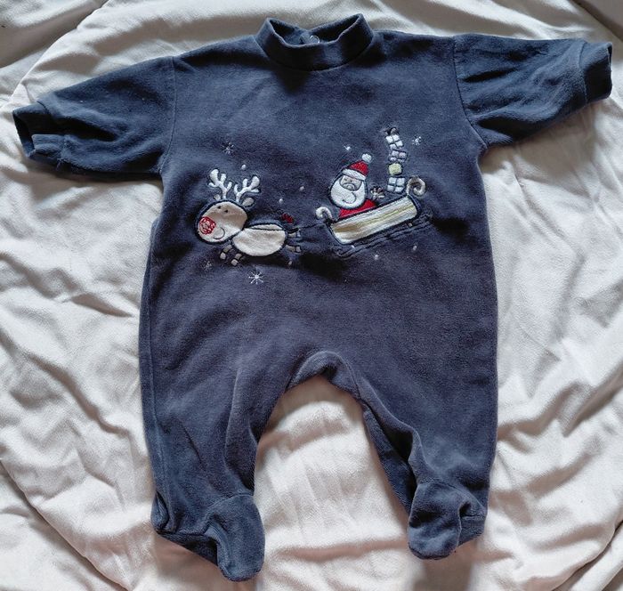 Lot pyjamas - photo numéro 2