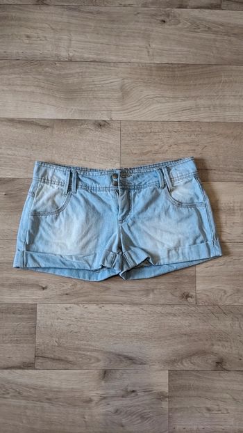 Short court taille basse Jeans 40