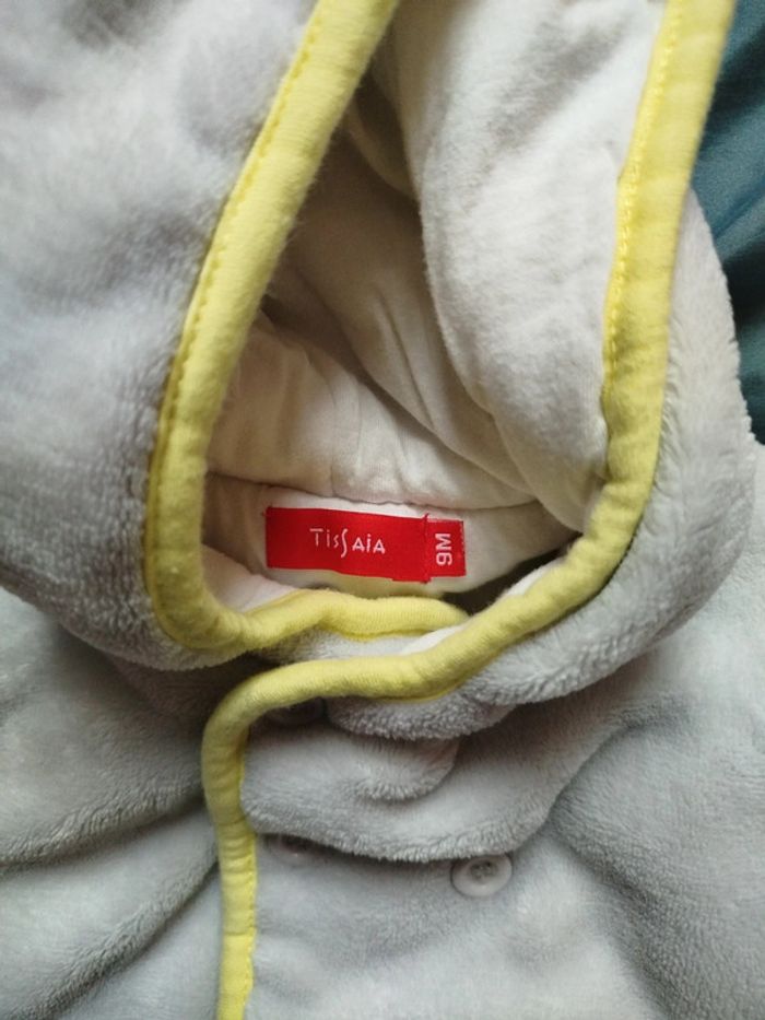 Gilet chaud à capuche 9 mois - photo numéro 2