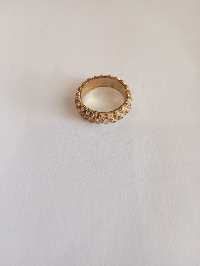 Anneau doré strass 18mm - photo numéro 2