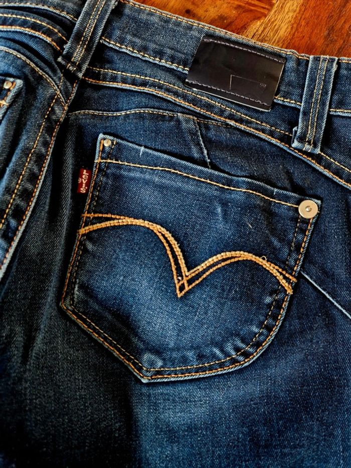 Jean Levi's modèle Revel taille 29 - photo numéro 3