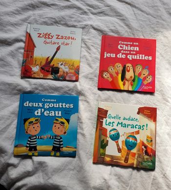 📚 Lot 4 livres Hachette 📚