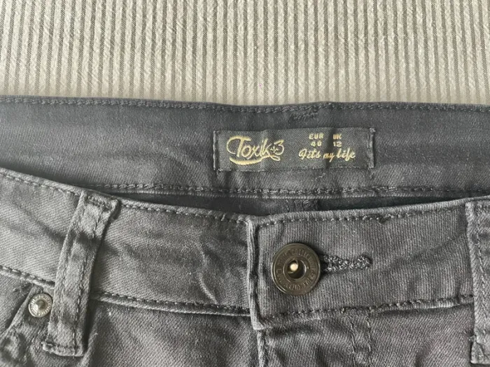 Short jeans toxik3 40 neuf - photo numéro 2