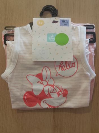 Lot vêtements 3 pièces Disney