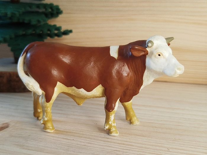 Schleich vache marron et blanche Figurine animal de la ferme - photo numéro 2