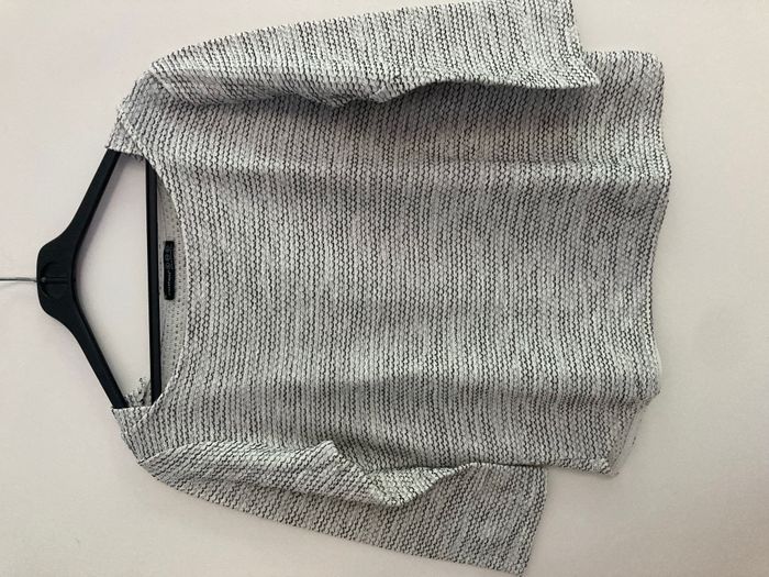 Pull Atmosphère un peu brillant manches 3/4