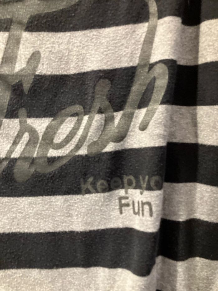 Pull en bon état - photo numéro 2