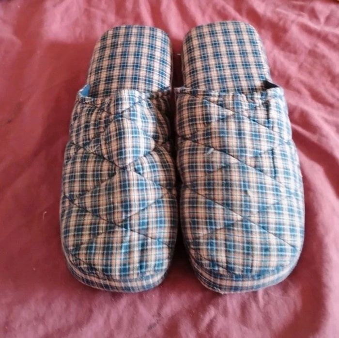 Chaussons pantoufles homme 40 - photo numéro 2