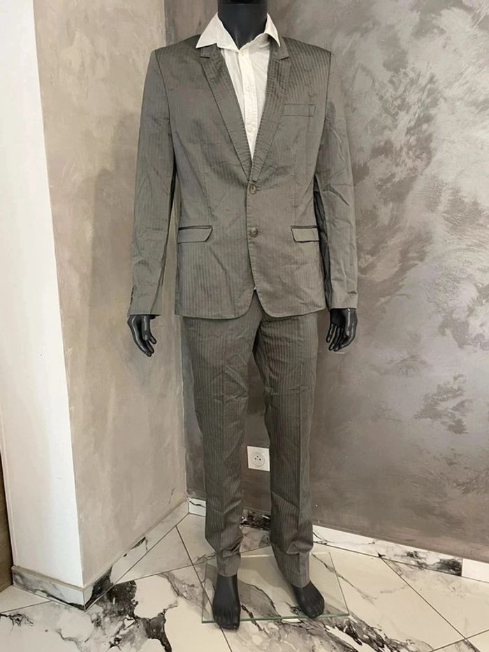 Costume Zara taille 40 - photo numéro 2