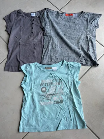 3 t-shirts