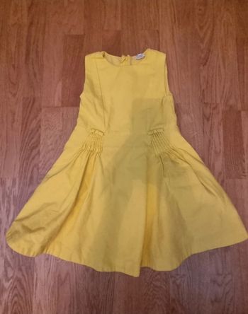 Robe jaune 