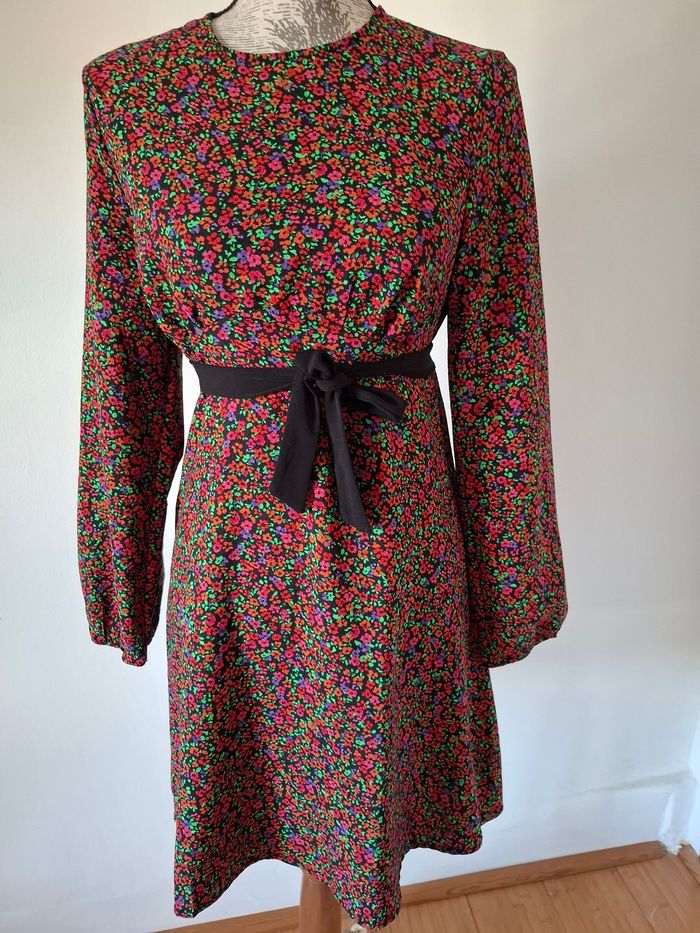 Robe courte fleurie manches longues - photo numéro 9