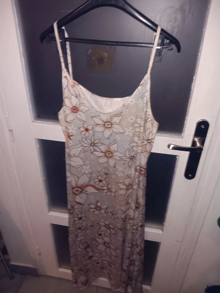 Robe taille 2xl (50) à fleur - photo numéro 2