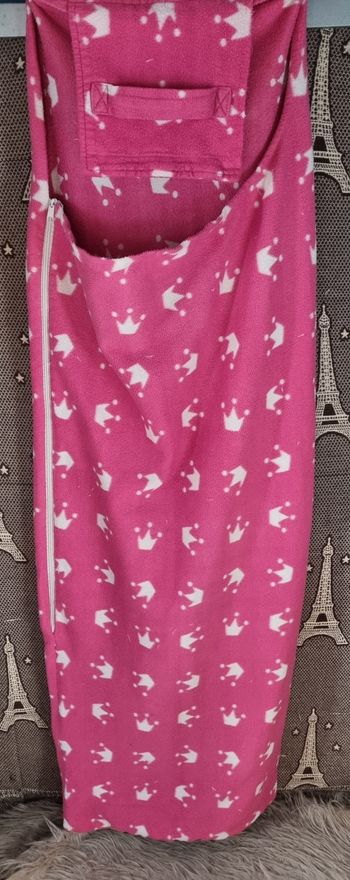 Sac de couchage rose motifs couronne 👑