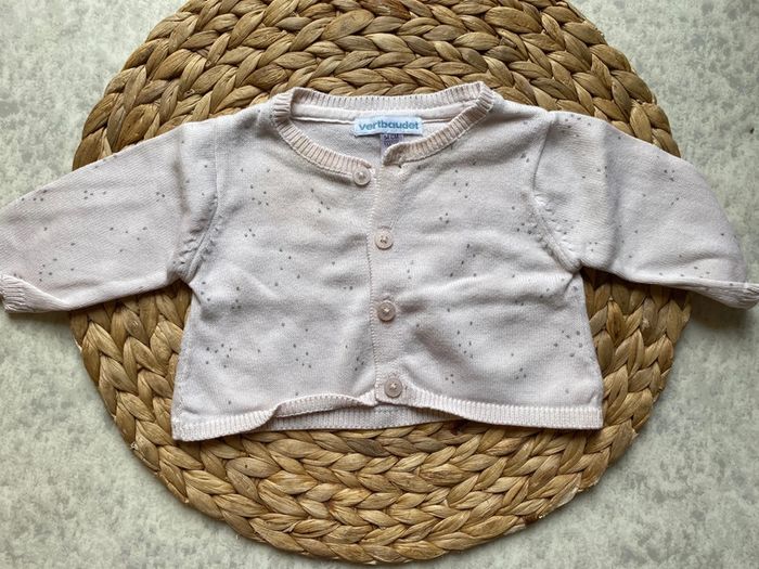 Lot 2 gilets Vertbaudet 1 mois - photo numéro 4