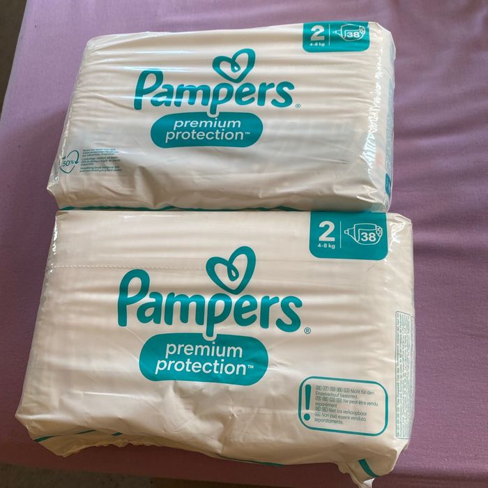 2 paquet de couche Pampers Taille 2