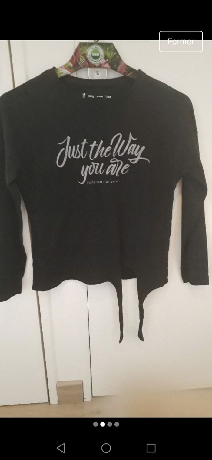 Haut noir - photo numéro 2