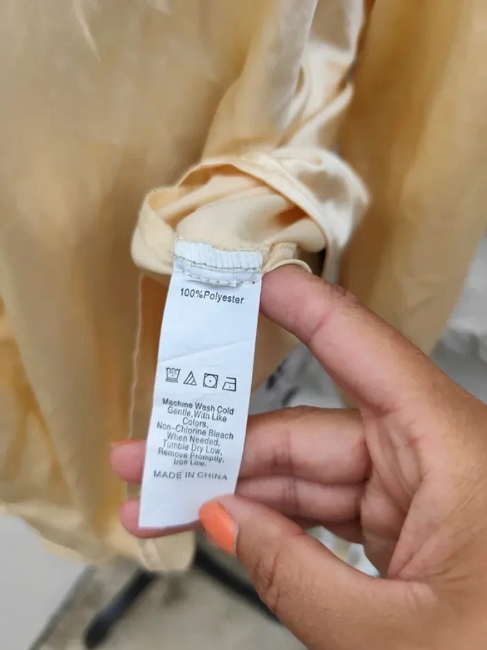 Superbe chemise femme couleur or taille M - photo numéro 6