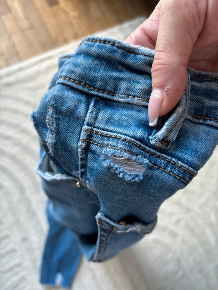 Lot de 3 jeans bleus troués stradivarius t 36 - photo numéro 20