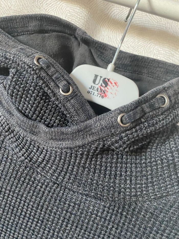 Pull coton capuche poche kangourou 10 ans Kiabi - photo numéro 3