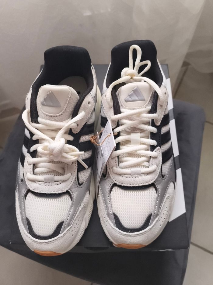 Baskets adidas pointure 36 - photo numéro 4