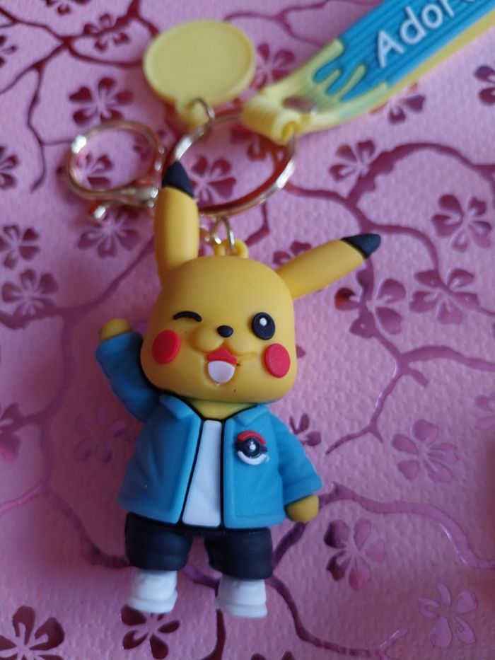 Porte clé pikatchu - photo numéro 2