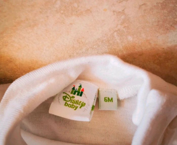 T-shirt à manches longues col roulé bébé garçon 6 mois Mickey comme NEUF - photo numéro 3