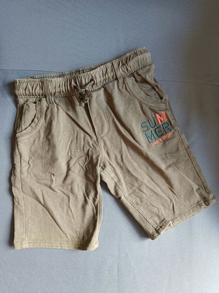 Short en coton kaki 🎮 Taille 10 ans