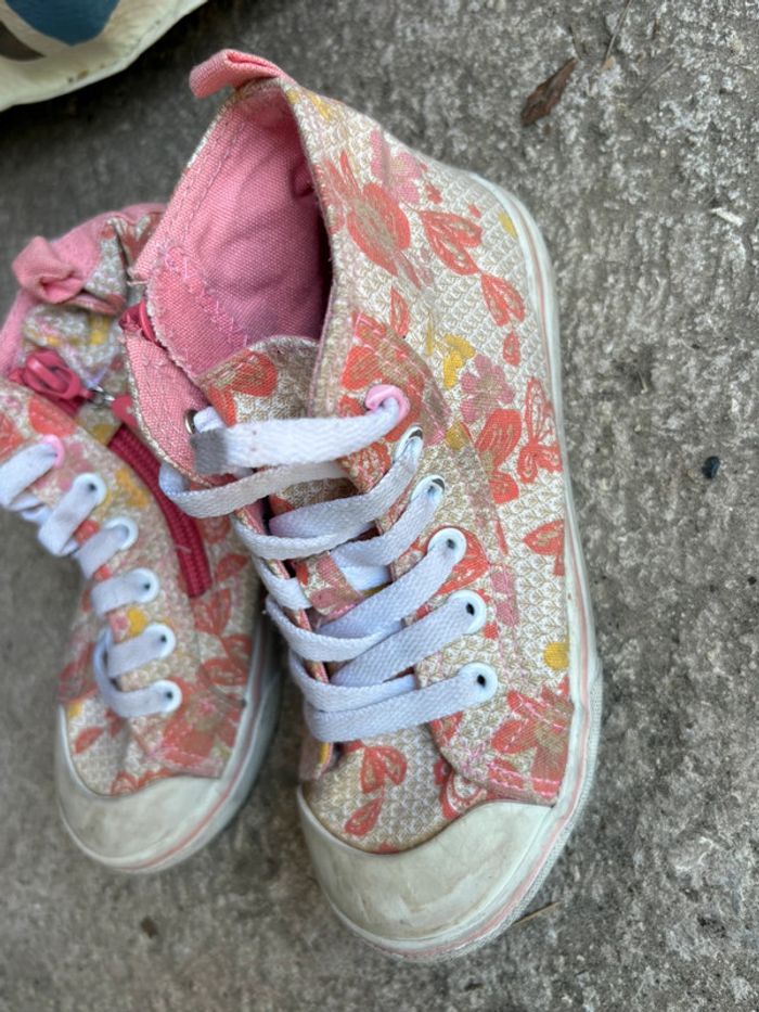 Chaussures fille taille 29 - photo numéro 3