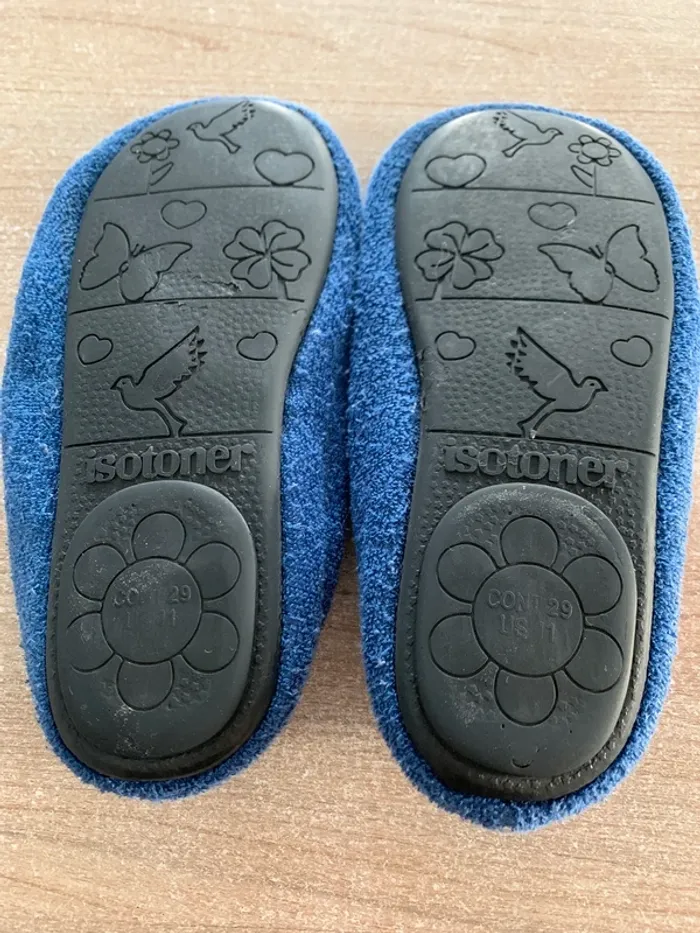 Chaussons isotoner taille 29 BE - photo numéro 3