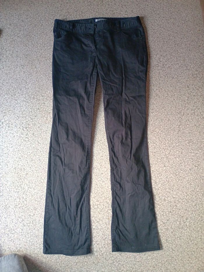 Pantalon Noir Coupe Droite/Bootcut Kwoman - Élégance et Confort