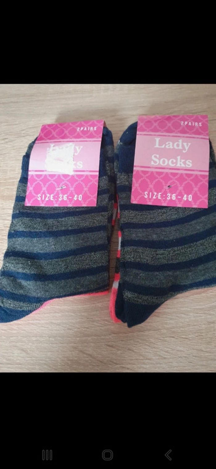 4 paires de chaussettes 36/40.