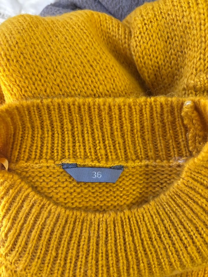 Pull moutarde col montant maille texturée Taille 36 Coupe confortable - photo numéro 5