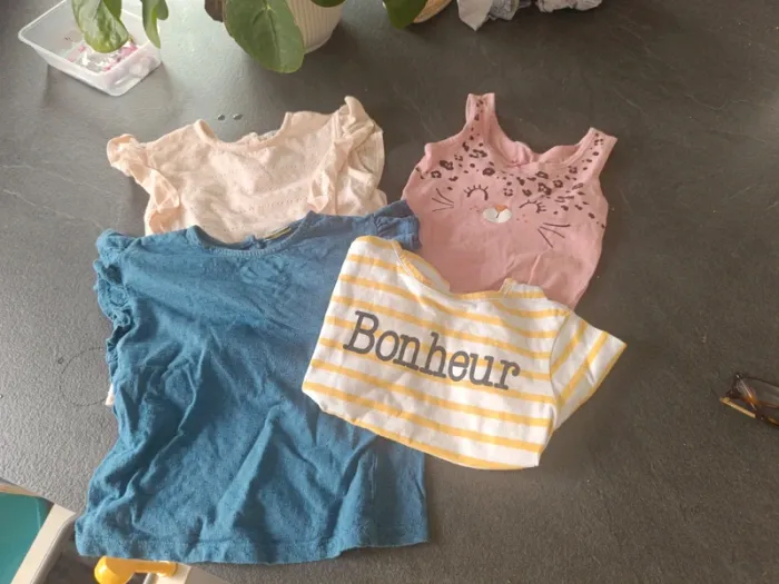 Lot t shirt