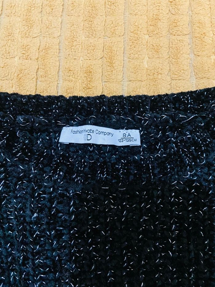 Pull noir - photo numéro 3